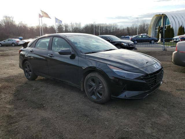 سلام عليكم للبيع النترا موديل 23 رقم بغداد باسمي فول مواصفات ماعده لفتحه سياره أمريكي حادثه ربع قبق جنطه  محرك دوش ٢٠٠٠ ماشيه ٤٥ حقيقي سياره جديده بمعنه كلمه كير محرك تبريد صدر كله مكفولات مكاني بغداد الغزاليه ***********
