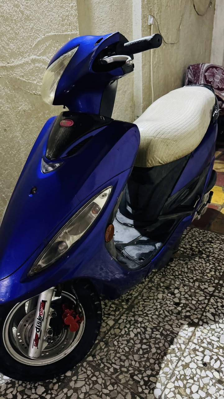 كامكو جي فور للبيع
كلشي شغاله بيها هندر سلف اشاير لايت بك لايت كيج بانزين دبلات دراجه كامله ما مفتوحه 

نجف حي الامير 

***********
