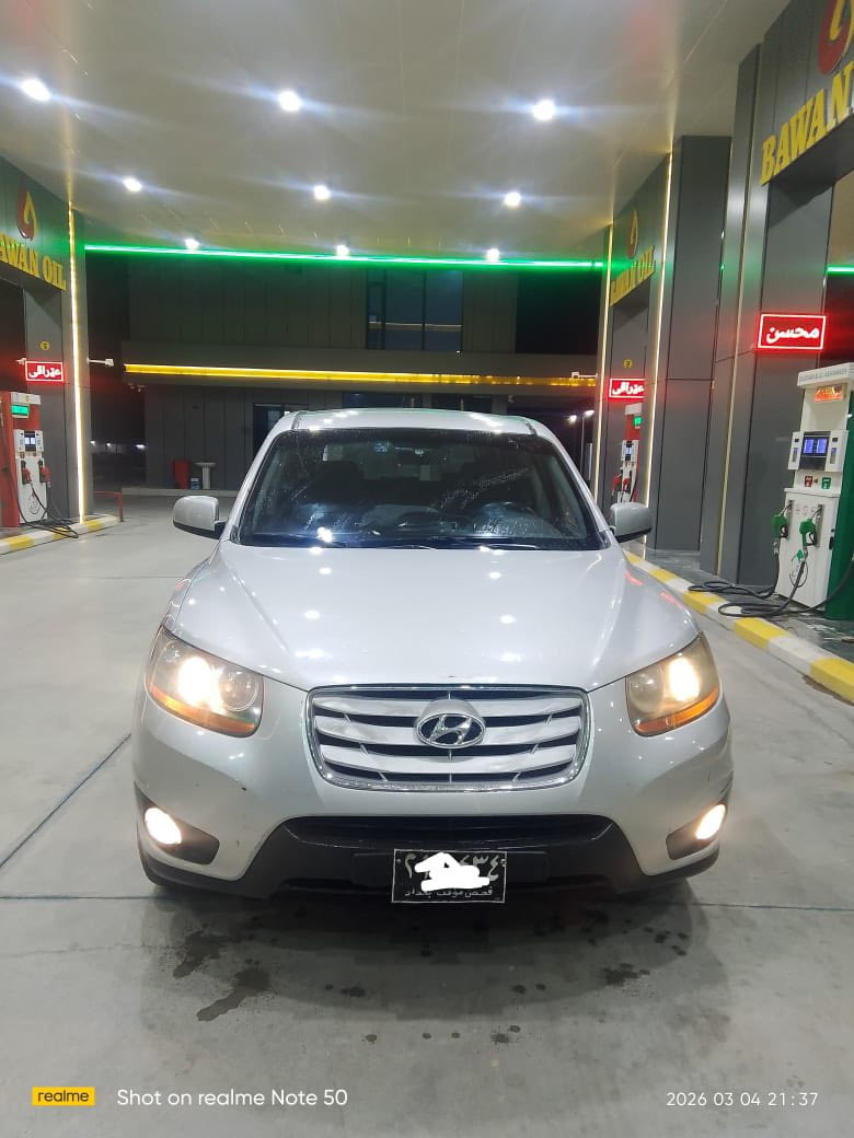 بەناوی خودای گەورە ❤
نمونەیە لە جوانی لـۆکک🔥.
بــــــــۆفـــــــــرۆشـــــتن 📢.
بڕاوەی دووبـەی 👑.
لــــۆۆۆۆۆۆۆۆک وەک شەریکە ماوەتۆ 📦📦.
سەیـەرەکە ماڵی دۆستە یەک دینار مەسرەفی تیا نەماوە سەقفـی شوشە نەبێ نەتەوێ
فوول مواسەفا لایت ڕەش سیستەم ئیکۆ 
گێـڕ و مەکینەی وەشەرت  
لەڕاستی جوانترە نەک بڵێی بەس ڕەسمە
تـایەو ویـلی لۆکککک🛞🛞. 
ناو دەرەوەی لۆکە ماشاللە 
فوول مواسەفاتە  بەس سڵاید نییە 
زەمانی هەموو شتێکی ئەکەم👍🏻👌🏻.
مەکینەو گێڕی وەشەرتە تەبریدی سارد و گەرم جایزە
سەیارەکە مۆدێلی (2010)یە 
سەیارەی مەعرەز نیە ماڵی دۆستە
بەدوای عەیبا مەگەڕێ ڕۆن و پاتری تایەو ویلی   هەمموی جایزە  
یەک تەقەو ڕەقەی تیا نیە برێکی مەسبووتە 
کەمێ مەجالی برایانەشی تیایە
لە قەلادزێ
ئەوە ڕەقەمەکەمە یان ئەدم بۆ بنێرە لە خزمەتام موشتەری نیت سەری خۆت و منیش مەهێشێنە
***********
