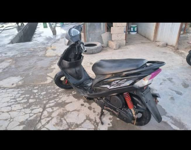 السلام عليكم ماكس عدله للبيع مفتوحه 650  بها مجال قليل المدينه بني منصور ***********
