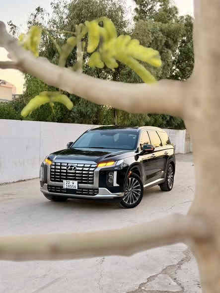 ***********
السلام عليكم ((للبيع فقط )) 
 بلاسايد 2023 كلكراف اعلى فئة لون زيتوني مميز  1/1 
  دخول جديد ترقيم جديد  
الضرر(((( اخت الكلين فقط ربع دعامية امامية واصبع تكحيل جاملغ فقط كفالة عامة السيارة ))))
المواصفات 
السيارة بيها كتاب تضليل من مرور اربيل ✅✅
المواصفات كلكراف
دبل سلايد ( فتحتين سقف)
 5 كاميرات 360
شاشة حجم كبير + تحكم كامل عل سيارة
بصمة ابواب + تشغيل + صندوق
كشنات جلد + كهرباء 
كشنات تدفئة + تبريد
داخل منفصل vip
كشنات ميموري خزن 3 حركات
4 رادارات امامي/خلفي/جانبي 
3 قطع تبريد 
كشنات خلفي هيتر وتبريد
كانيرات بل كيجات
داتا شو عرض المعلومات عل جام
حساسات  خلفي وامامي
لايتات زينون +كشافات زينون
تشغيل عن بعد
شاحن لاسلكي(طوارئ)
جنطة كهرباء
7 راكب
شفتات ستيرن 
تبريد شاشة منفصل
محرك 3.8
وبعد اكو هواي مواصفات معروفة بل كلكراف
السياره جاهزه ومابيها نقص من الدعاميه للدعاميه
اي نقص مابيها من الداخل والخارج مرايا السيارة دخول جديد وممستخدمه بل عراق 
السيارة ولا مسج بل دشبول اي كلوب ماكو واي نقص مكفول حتى بانزين فوول 
مكان السيارة بغداد شارع فلسطين
 اي استفسار هذا رقمي
***********
