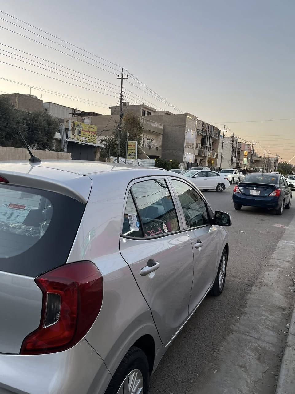 سلام عليكم 
كيا بيكانتو موديل 2023 خليجي مكفوله ماشيه15 الاف رقم أربيل 
مواصفاته شاشه وكاميرا وحساسات ومري شفط  وتحكم جهتين وجي بي اس 
مكاني بغداد السيديه
***********
