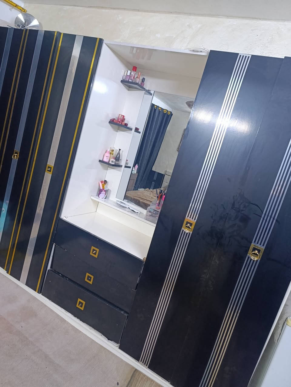 غرفه نوم نضيفه ب400وبيه مجال


**إذا كنت صاحب هذا الإعلان وتريد حذفه لأي سبب، رجاءا أرسل رسالة إلى الدعم الفني**