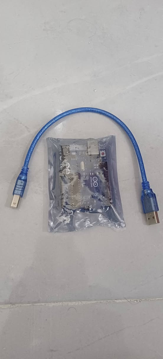 مجموعة اردوينو للبيع السعر 50 الف مع التوصيل
🔰الادوات

🔴اسلاك  ميل + فيميل 
🔴اي اس بي ESP32s 
🔴مصابيح led العدد 10 
🔴مقاومات العدد 10 
🔴ريلي مودل العدد 2 
🔴مجسم على شكل بيت اكريلك 
🔴حساس حرارة ورطوبة 
🔴حساس غاز MQ-2 
🔴اردوينو اونو مع كيبل
🔴حساس حركة 
🔴ماطور ماء من 3v الى 6v 
🔴موصل محول طاقة قطعتين ميل + فيميل 
🔴بازار Active قطعتين 
🔴دايود حماية قطعتين 
🔴منظم جهد LM2596 
🔴مروحة صغيرة 5v 
🔴كيبل micro_USB


**إذا كنت صاحب هذا الإعلان وتريد حذفه لأي سبب، رجاءا أرسل رسالة إلى الدعم الفني**