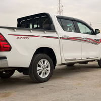 هايلوكس • ٢٠٢٥ • ماشي ٧٠٠٠