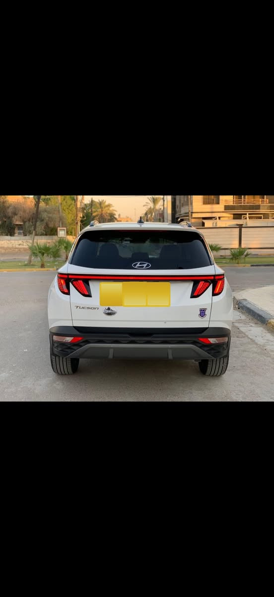 السلام عليكم
هيونداي توسان وارد امريكي سنة الصنع 2023 رقم بغداد موديل H TRAC اعلى مواصفات VIP المسافة المقطوعه 31.000 مايل، بصمة تشغيل وبصمة ابواب وجنطه، بانوراما، مقاعد جلد فاخره، كامرات 360 درجة، المقاعد الاماميه كهرباء، مقعد السائق ذاكره 3 وضعيات، المقاعد الاماميه تدفئه وتبريد، مقود السياره تدفئه، المقاعد الخلفيه تدفئه، المرأة الداخليه تعتيم للضوء الخارجي، المرأة الداخليه تحتوي على ميزه الاتصال المباشر، الصندوق الخلفي كهربائي وذكي يفتح تلقائي عند الاقتراب منه، ميزة نظام المساعدة الذكية على الركن عن بُعد بواسطة بصمة السياره، نقاط عمياء، قيادة شبة ذاتيه عن طريق السير بين الخطوط، رادار امامي ومانع تصادم امامي ورادار جانبي ومانع تصادم جانبي عدد 2 ورادار خلفي مانع تصادم خلفي، لايت زينون 4 عدسات، قطعه تبريد خلفي ومناخ منفصل، دفلوك امامي وخلفي ذكي، هاند بريك بصمة اوتو داش بورد ديجيتال، انارة محيطية 65 لون تفاعلي، بصمة عدد 2، ويل كب كروم اعلى فئه، السياره كلين تايتل ماعدا الطرف الامامي للبنيد وكما موضح بالصور وجميع ايرباكات السياره سليمه،  
للاستفسار على رقم الهاتف : ***********
