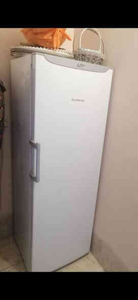 السلام عليكم ورحمة الله وبركاته
مجمدة  للبيع بسعر جدا مناسب  175 وبيها مجال
تجميد درجه اولى عنوان هفلان
للأستفسار واتساب ***********
