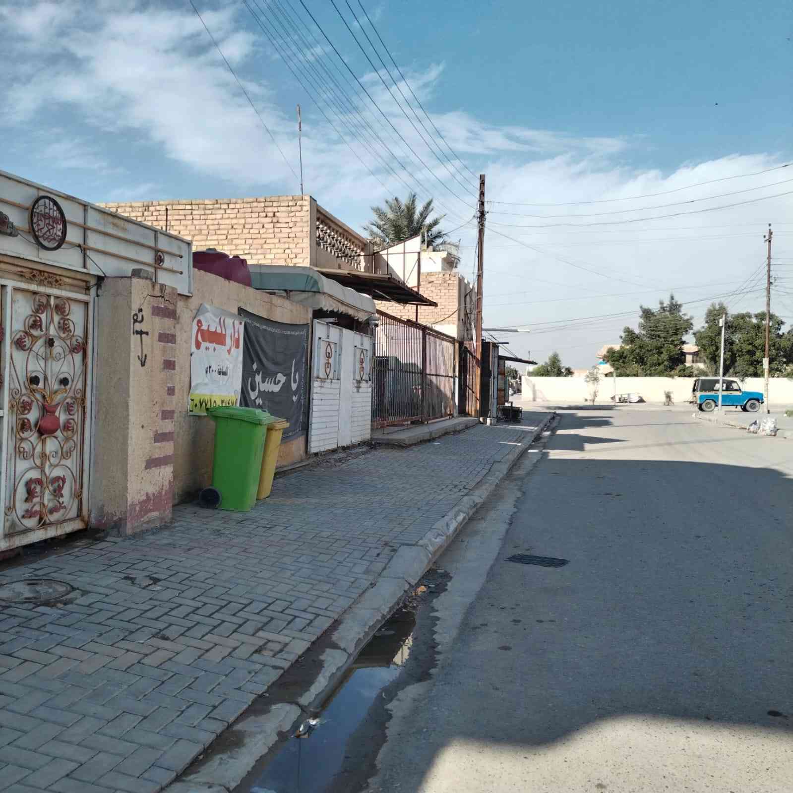 دار للبيع مساحة 200متر صويرة حــــــــــي الزهـــــــور للاتصال ***********
