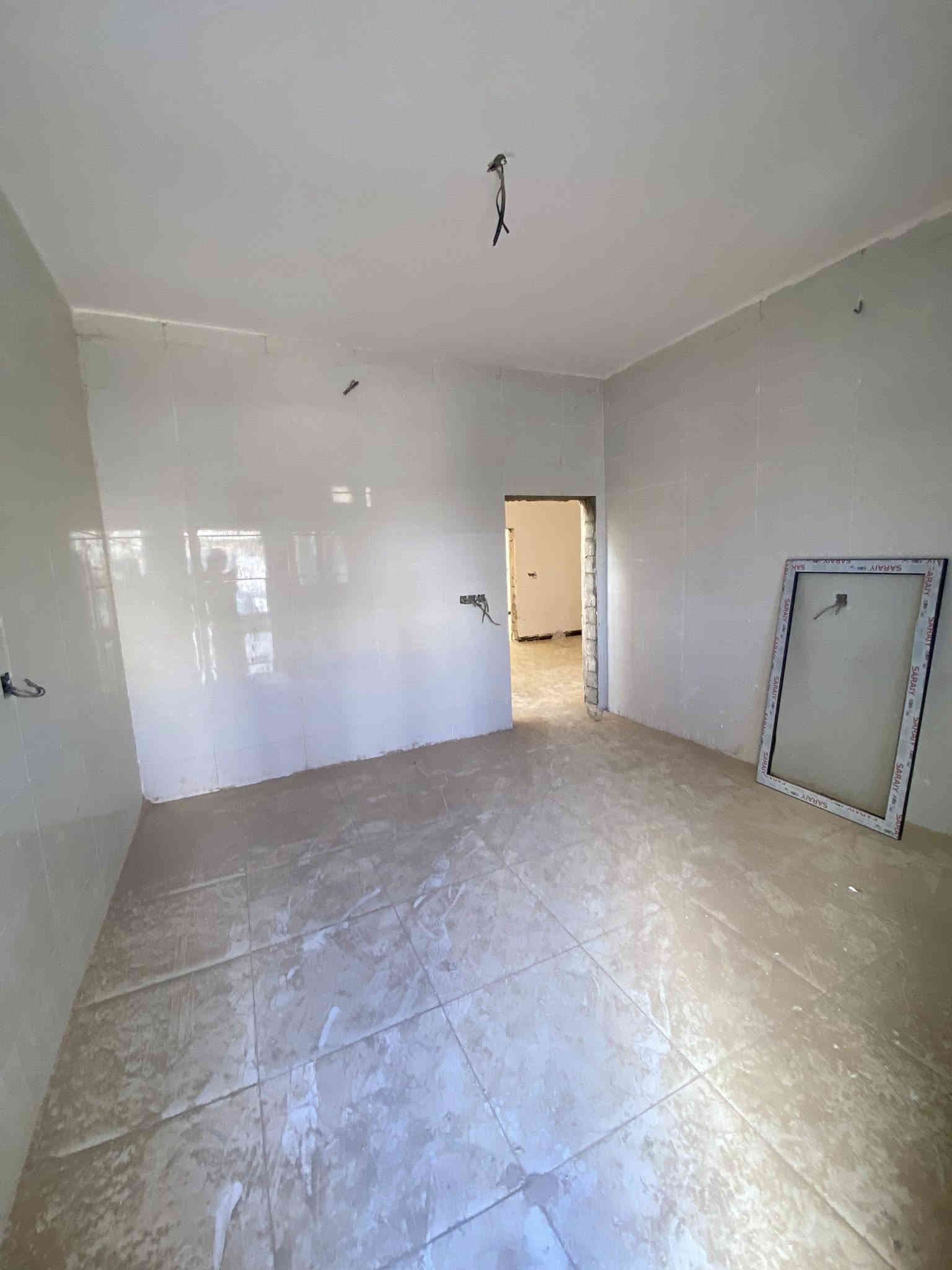 دار للبيع اقساط 
((((عرررررض مميز))))
 في مجمع الناصر السكني في تكريت📍
———————————————
مقدمة (35 مليون فقط)
قسط شهري (700 الف دينار)
ولمدة 6 سنوات ونصف
قسط سنوي لمرة واحدة 
(6ملايين دينار )
استلام دار ( 25 مليون دينار)
السعر الكلي 145 مليون
————————————-
مساحة الدار 200 م
مساحة البناء 170 م
اربع غرف نوم
صالة داخلية
استقبال
مطبخ
صحيات عدد 3
حديقة
كراج
الدار قيد الانشاء 
مدة تسليم الدار 6 اشهر
———————————————
للاستفسار الاتصال ☎️
***********
——————————
او مراجعة مكتب الديوان العربي حي الضباط نهاية شارع المعارض
