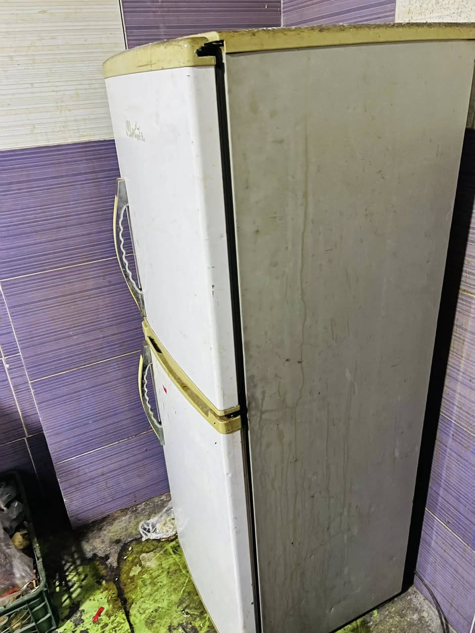 ثلاجه للبيع مستعمله نظيفه شغاله


**إذا كنت صاحب هذا الإعلان وتريد حذفه لأي سبب، رجاءا أرسل رسالة إلى الدعم الفني**