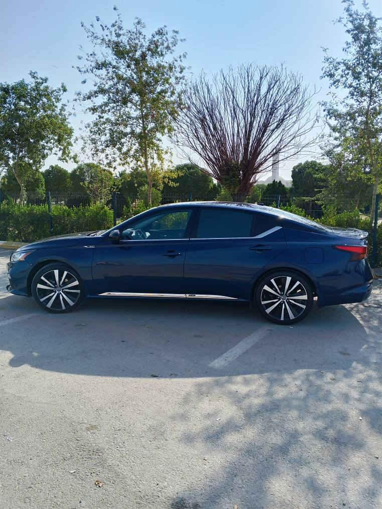 Altima 2021 SR            2.5
                     ﷽
         اللهم صّلِ وسَلّمْ عَلۓِ نَبِيْنَا مُحَمد ﷺ
‏                     السلام عليكم 👋
                 فولە تەنها سلایت نیە  ….                                             ڕەقەم هەولێر ….   
  بەسمەیە ، شەغاله ، کوشن جلد و کارەبا  ، کامیرە و حەساس و ڕادارە ، پێش و پشت و تەنیشتەکانی ڕادارە ، شاشە گەورەیە ، گێڕ ئۆتۆماتیک و عادی و سپۆڕتە ،. گێڕ شەفتە لە سوکان ، تەعدیل سورعەیە ، تەبرید مەرکەزیە ، ئۆتۆستۆپە 
سەیارەکە پارچەک و نیوی سبوغە  
بەشەتێ گێڕ و مەکینە و بەناوکردن و هەموو شتێک 
بەردی گزۆز و ڕادار ی تێدایە بەشەرت  بيلادي   
سعر148 و معامەلە 
بۆ زانیاری زیاتر پەیوەندی بەم ژمارانەوە بکەن: *********** أربيل, العراق
