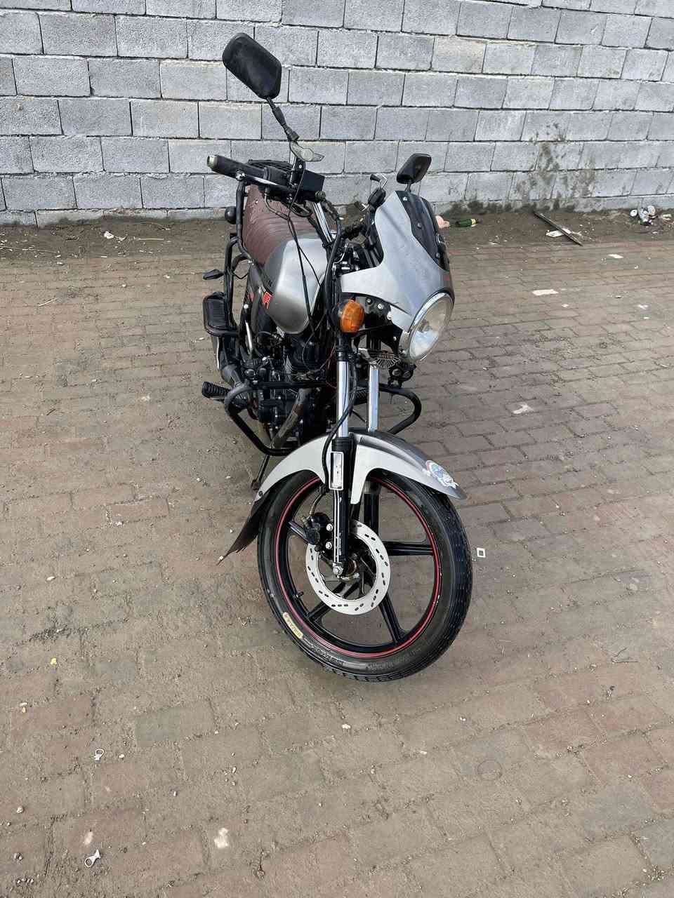 سلام عليكم دراجه داي وان أرواق أصوليه دراجه ما ناقصها شي موديل2023للبيعالسعر مليون و 200 غير متواجد بس اتصال هاتف ***********
المكان الحولي المثني غسل المدينه
