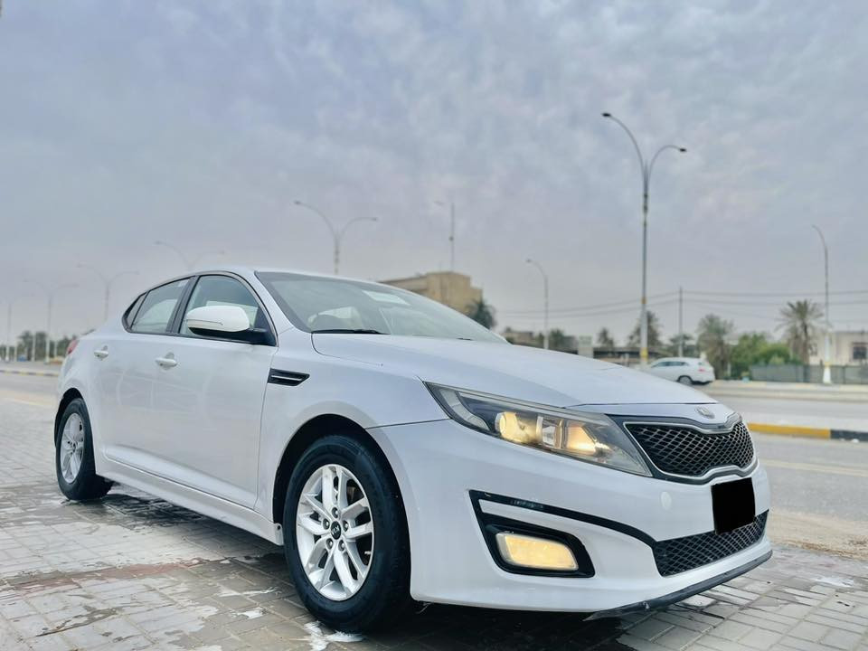 سلام عليكم
🚗 كيا أوبتيما 2014 - (خليجي) للبيع 🚗

✅ تفاصيل السيارة:
• الموديل: 2014.
• المواصفات: خليجي
• المحرك: [2000 ]، ما مفتوح 
• اللون: [ ابيض].• 
• شاشة كبيرة مع كاميرا خلفية وحساسات.
• تبريد قطعتين 
• ⁠أشاره بلمري
• تحكم ستيرين كامل 
• إنارة LED أمامية وخلفية 
•مكفوله كفاله عامه
تخم إطارات جديد، صدر جديد،
 ما تحتاج لأي مصاريف نهائياً.
💰 السعر المطلوب: [139] (قابل للتفاوض).
📍 الموقع: [ السماوه ].
📞 للتواصل والاستفسار: [***********]
