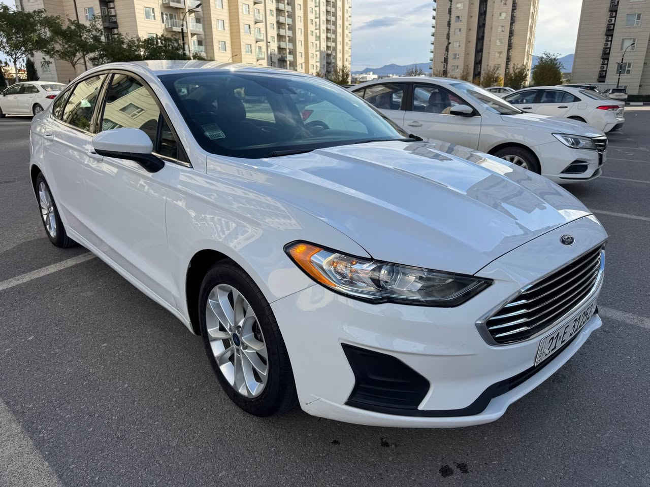 بە ناوی خوای گەورە

شتی لۆک و دانسقە 

فۆرد فیوژن 2019 SE. سێ شاشە بێ دەعم و بۆیاخ کلین داخڵ بووە لێرە یەک پەڵە کارتی بۆ درووست بووە سۆنەرەکەم داناوە

مەکینە 2.5 بێ تۆربۆ مەڕغووب

سێ شاشە دوو کوشنی پێشەوە کارەبا و تەلەفوون و تەحدید سورعە سوکان ڤۆلیۆم تەبرید مەرکەزی کۆدی درگا گێڕ ماوس گێچ ئەلیکترۆنی بەسمە ویل کەپ لیدی بەگلایتەکان سنووق بەسمە  تەبرید لەمس لایت عەدەسە و لایت ئۆتۆ ڕاداری 360  ئۆتۆ ستۆپ کامێرا و حاسە زۆر مواسەفاتی تر 96 كم ڕۆشتووە

سەنەوی و ڕەقەمی تازەیە 

ڕۆنی مەکینە و هایدرۆلیک و مەسفی گێڕ و فلتەر و هەموو شتێکم تازە گۆڕیوە تەقە و ڕەقەی نییە تایەی تازەیە 

شوێن سلێمانی 

 هەردوو بەسمەی شەریکەی لە گەڵایە

***********
گۆڕینەوەش ئەکەم بە شتێک بە دڵم بێ السليمانية, العراق
