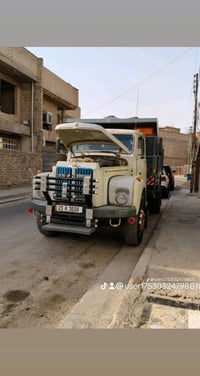 سياره للبيع ميه 111 رقم المبايل 07740015268