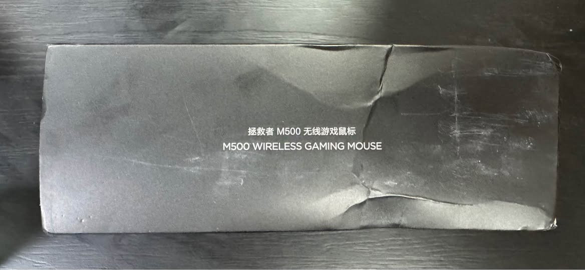 المواصفات التقنية:
 
البراند: Lenovo Legion (لينوفو ليجن الأصلي)

 الموديل: M500 Wireless Gaming Mouse

 الاتصال: يدعم الاتصال اللاسلكي السريع المزدوج (Dual-mode) لاستجابة فورية بدون أي تأخير في الألعاب.
 
الحساسية (DPI): تصل إلى 10,000DPI لحركة دقيقة وسلسة جداً.

 معدل الاستجابة: عالي جداً (High Polling Rate) مخصص لألعاب الشوتر والـ e-Sports.

 البطارية: بطارية داخلية ممتازة ذات عمر طويل تدعم الاستخدام المكثف.

 التصميم: مريح جداً لقضبة اليد مع إضاءة RGB لشعار Legion.

 الحالة: جديد بالكرتونة (زيرو).

السعر: 30,000 دينار عراقي
 
التوصيل: متوفر شحن لجميع المحافظات. أربيل, العراق


**إذا كنت صاحب هذا الإعلان وتريد حذفه لأي سبب، رجاءا أرسل رسالة إلى الدعم الفني**