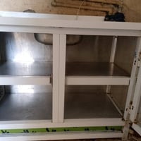 خزانة • نضيف • سليم