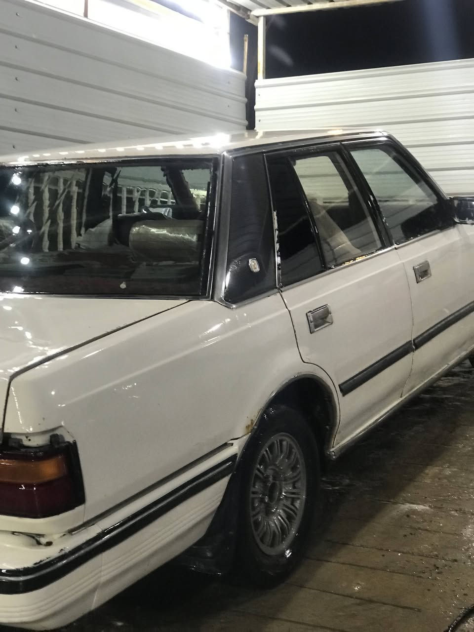 السلام عليكم
من رخصة الأدمن
سوبر موديل ٨٥ للبيع 

نضيفه ما ناقصها برغي تبريد شغال 

***********
