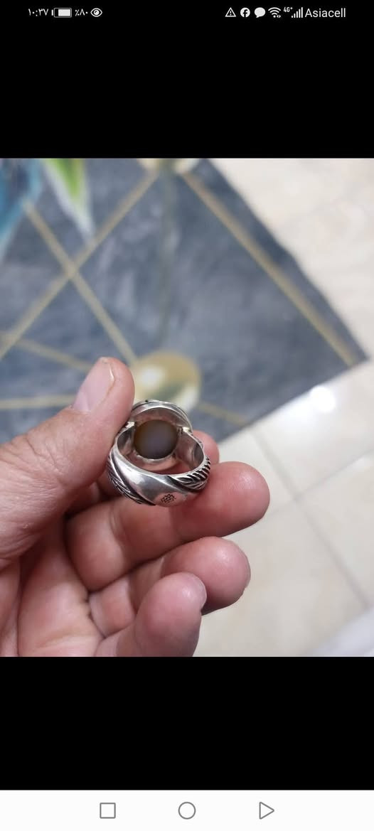 جزع يماني بقري مشكول قديم بصياغة ثقيلة


**إذا كنت صاحب هذا الإعلان وتريد حذفه لأي سبب، رجاءا أرسل رسالة إلى الدعم الفني**