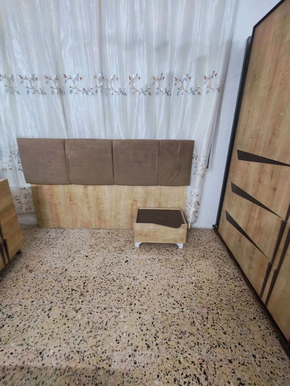 السلام عليكم غرفه نوم نظيفه ٥قطع السعر عل خاص


**إذا كنت صاحب هذا الإعلان وتريد حذفه لأي سبب، رجاءا أرسل رسالة إلى الدعم الفني**