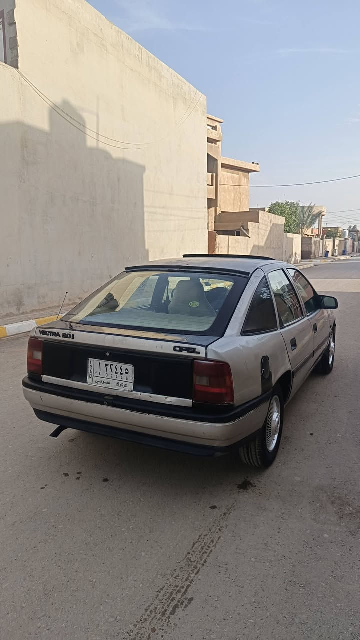 اوبل فكتره رقم كركوك السنويه صاقطه 2024دفتربانزين بيها موديل 91كير محرك صدر شرط اسلايت قفل مركزي ابريك ABSسيدي كرستال لايت زينول اصفر كيجات كلها تشتغل بدون حادث(السعر27)للبيع ومراوس ((***********//
