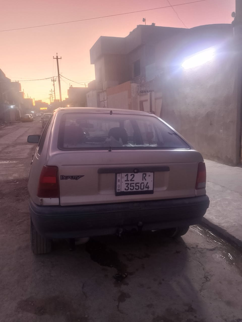 اوبل كاديت 1991 محرك 16 كابون بانزين بيها طخم تايرات جديد سعر 25 رقم الهاتف ***********
