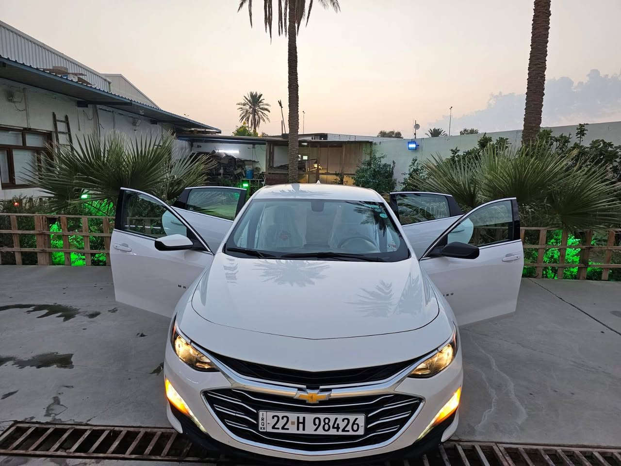 ماليبو LT
ماليبو 2022) LT لون ابيض 
ماشيه ٦٥
الضرر// قبق جنطه مبدل وجاملغ تعديل   فقط بدون دواخل  صور الضرر موجدات 
رقم جديد  أربيل  ب  مداور َوكاله
المواصفات 
🔴 بصمه ابواب + جنطه
🔴 تشغيل عن بعد 
🔴 نقاط عمياء 
🛑محرك 1500 توربو ✈️
🔴قياده ذاتيه
🔴مانع انزلاق
🛑لدات اماميه نهاري
🛑كشنات تدفئه + كهرباء ⚡️ 
🛑تبريد مناخين منفصل SYNC
🛑تبريد قطعتين امامي خلفي 
🛑شاشه كبيره تدعم 📲Android Auto/car play
🛑خرائط Gps📌
🛑كامره خلفيه 📷
🛑كروز مثبت سرعه
🛑شاشة ضبط واعطال بل دشبول
🛑منافذ USP/ 12V /Tip C
🛑مانع انزلاق ⛔️
🛑حساس اطارات
🛑4 دسك/ Abs
السياره جاهزه ونظيفه جداً بدون نواقص
السعر //  ١٢٧ مجال بسيط 
مكاني ديوانيه  المركز محافظة 
 للاستفسار الاتصال على الرقم
***********
