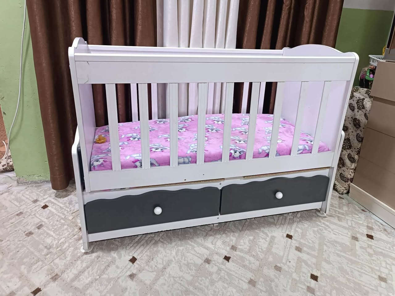 ‎تخت اطفال للبيع نضيف بسعر ٩٠ بي مجال بسيط‎ موصل, نينوى


**إذا كنت صاحب هذا الإعلان وتريد حذفه لأي سبب، رجاءا أرسل رسالة إلى الدعم الفني**