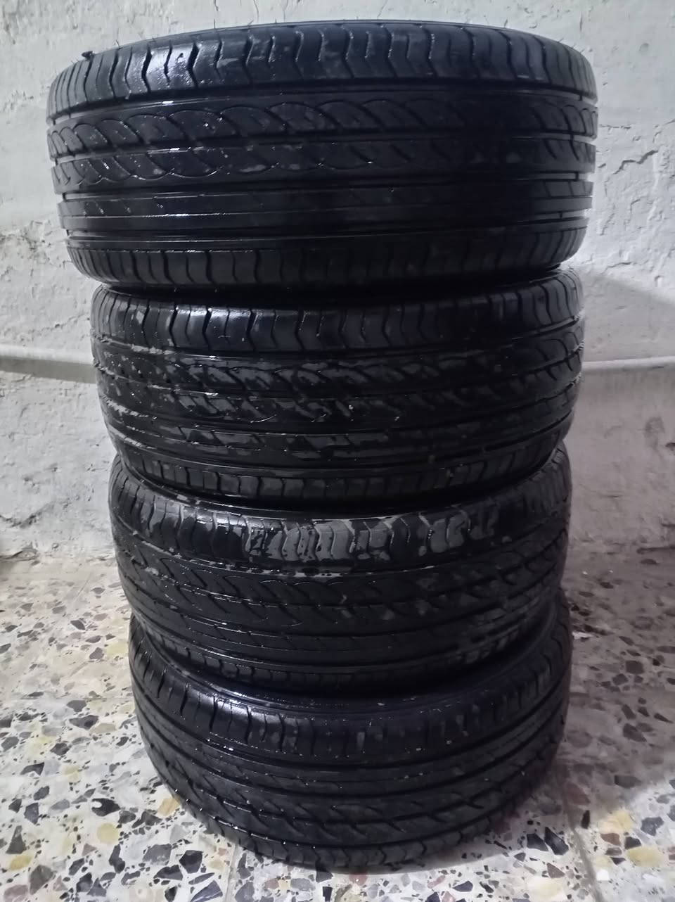 تايرات ١٧...٤٥..٢١٥ النترا السعر ١٥٠ اتصل ***********
