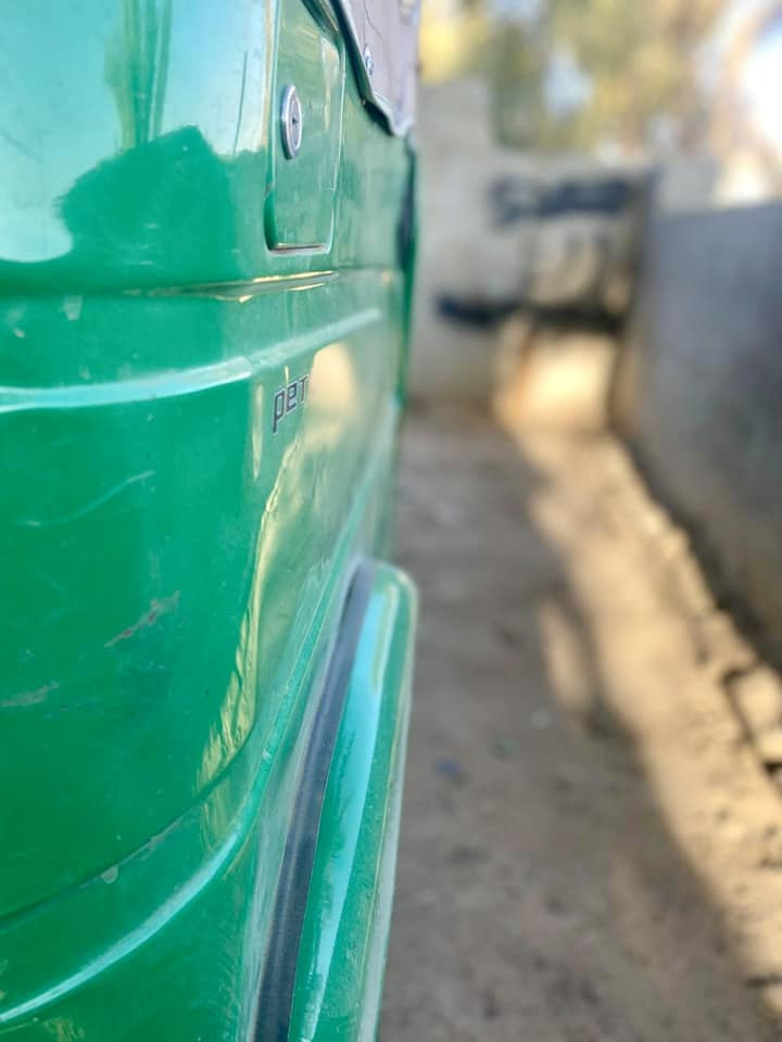 سلام عليكم للبيع 2022 شهر 11 ام الكنر مرقم رقم بصره مكان ناصريه اكثر تفاصيل انتصل ‭٠٧٨٥ ٨٥٣ ٢٦١٠‬
