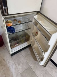 ثلاجة ناشنال  للبيع لللاستفسار خاص او ع الرقم 07859328772