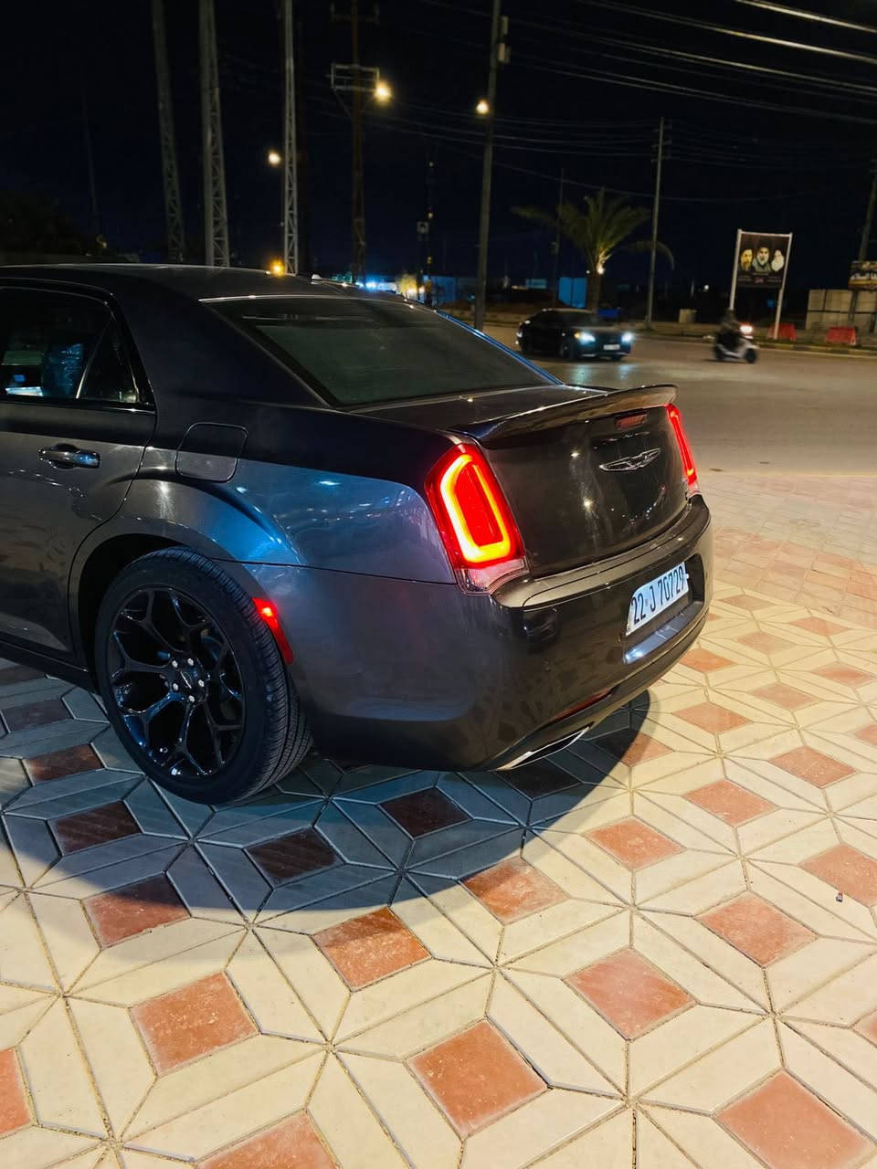 كرايسلر 300S 🤍
الموديل : 2022  . (خليجي) . 💯شركة هارلم

العداد :  20000 كيلو متر

المحرك : V6 . 3.6L .

الضمان : 3 سنوات او 60 الف كيلو متر .

السيارة اربيل تحويل مباشر

المواصفات :

الواجهة الأمامية SRT.

پانوراما .

رادار امامي مع مانع تصادم .

نقطة عمياء .

حساسات امامية .

مصابيح امامية زنون مع LED .

ويل قياس 20 أنج .

حساسات خلفية .

بردة خلفية كهربائية .

شاشه كبيرة مع نظام ملاحة نفكيشن GPS .

سستم صوت الپاين مع سماعات بريميوم .

مقصورة الركاب من الجلد الفاخر .

مقاعد أمامية كهربائية عدد 2 .

ذاكرة لحفظ وضعيات الجلوس (ميموري) .

مقاعد أمامية تبريد وتدفئة

مقاعد خلفية تدفئة .

تشغيل عن بعد .

ستيرن كهربائي

تدفئه ستيرن .

محدد سرعة .

تلفون بلوتوث .

كاميرا خلفية .

مرايا متحسسة للاضاءة العالية .

كير شفتر بالستيرن .

دخول ذكي (بصمة)

مكان السيارة النجف

تفاصيل اكثر ع خاص 🥇

***********

وتساب ***********
