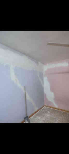 السلام عليكم نشتغل في ترميم المنزل وتقسيم المنزل الى منزلين ونعمل في بناء الاراضي والطابق الثاني وترميم كافة المنازل وتصفيط البادلو وتصعيد المواد وتنضيف المنازل وسعر مناسب جدا جدا ‏‪0770 034 2248‬‏ /***********
