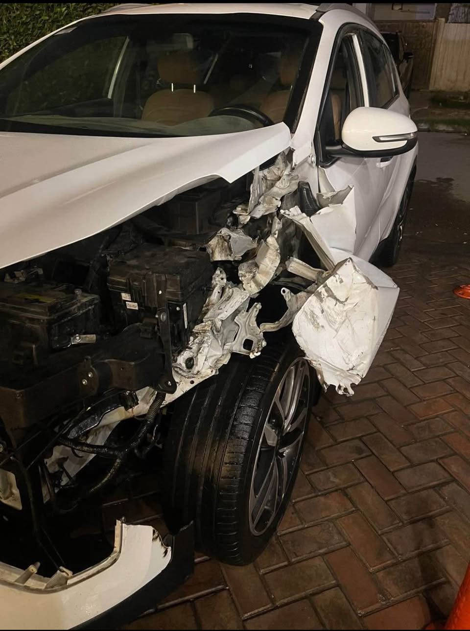 سلام عليكم سبورتج 2021 خليجي ابيعه عل ضربته بيه جاملغ ولغد سياره شغالة وتمشي سابقا مكفوله العنوان بغداد الغزاليه للاستفسار *********** بغداد, العراق
