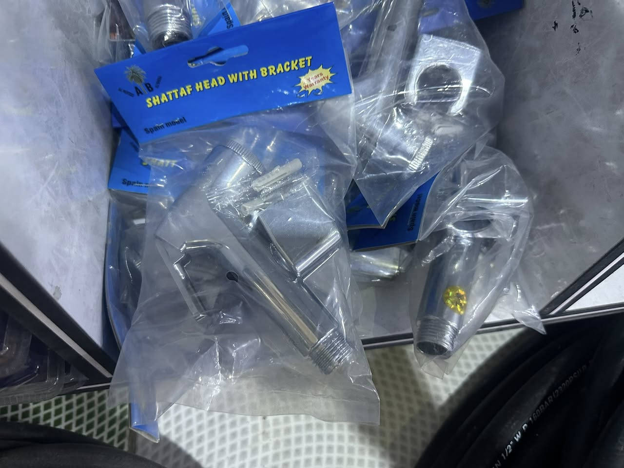📦 جميع أنواع المواد الإنشائية  
🎨 صباغ – بنكات – سخانات  
🧰 مواد احتياطية – مكانس  
✔️ جميع المنتجات الأصلية  

🛠️ ملاحظة: يتوفر كادر صيانة متخصص  

📍 كل ما يخص بسمايه موجود عدنه  
🚚 توصيل سريع داخل بسمايه  

🏠 انشائيه توصيل بسمايه  

📞 للتواصل  خاص او واتساب ***********

