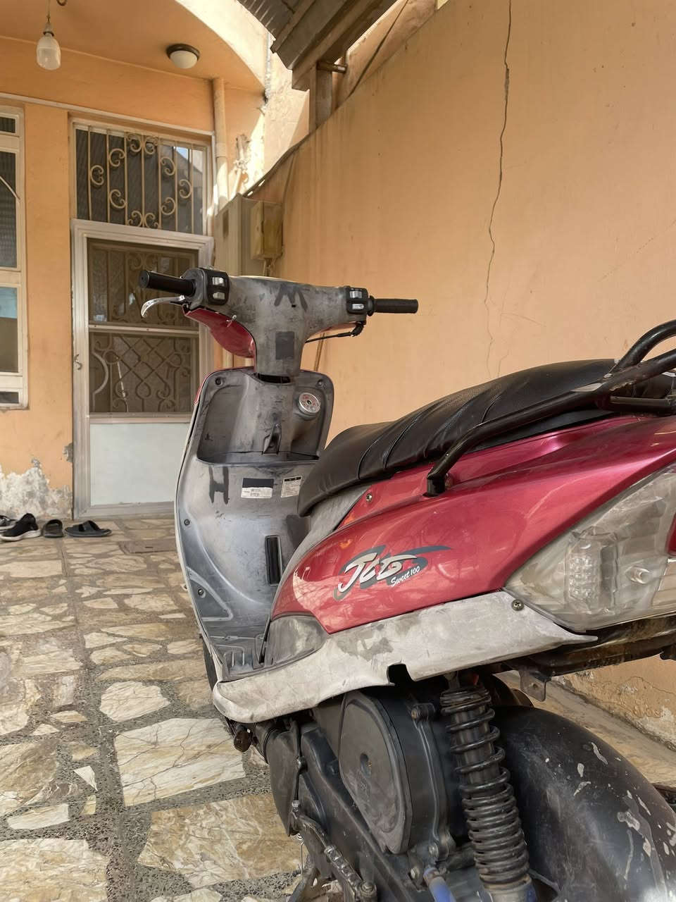 ماكس منغولي للبيع مامفتوحه معدل وسرعه بوشه 49 سعر 475 وبيها مجال مكان نجف الرقم ***********
