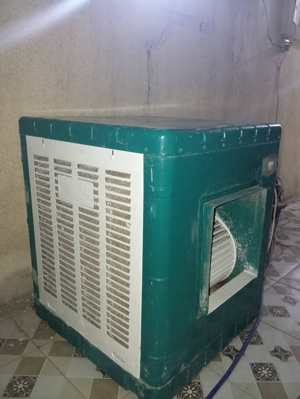 مبردة نظيفة حجم كبير للبيع 
الاتصال على هذا الرقم 0774456710


**إذا كنت صاحب هذا الإعلان وتريد حذفه لأي سبب، رجاءا أرسل رسالة إلى الدعم الفني**