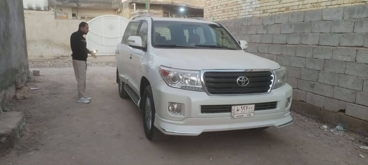 لاندكروز للبيع 
٦ سلندر موديل ٢٠٠٩ رقم بغداد مكينه جديده تخم تاير حداديه جاهزه  التفاصيل أكثر ع الرقم التالي ‏‪***********‬‏ السعر ٢٦٠
