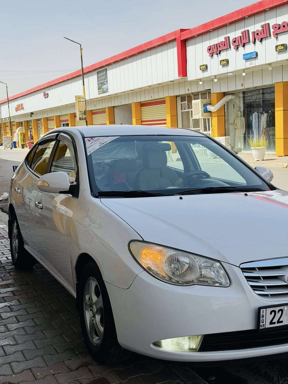 السلام عليكم للبيع الانتره موديل2011 رقم دولي شرط التحويل بيه صبغ قطعتين فقط محرك 16 محرك وگير خير من الله سياره حلوه ونضيفه بيه تحكمات ستيرن الجهتين واشاير بل مري 
        السعر(116)وبيه مجال 

للاستفسار 
***********
