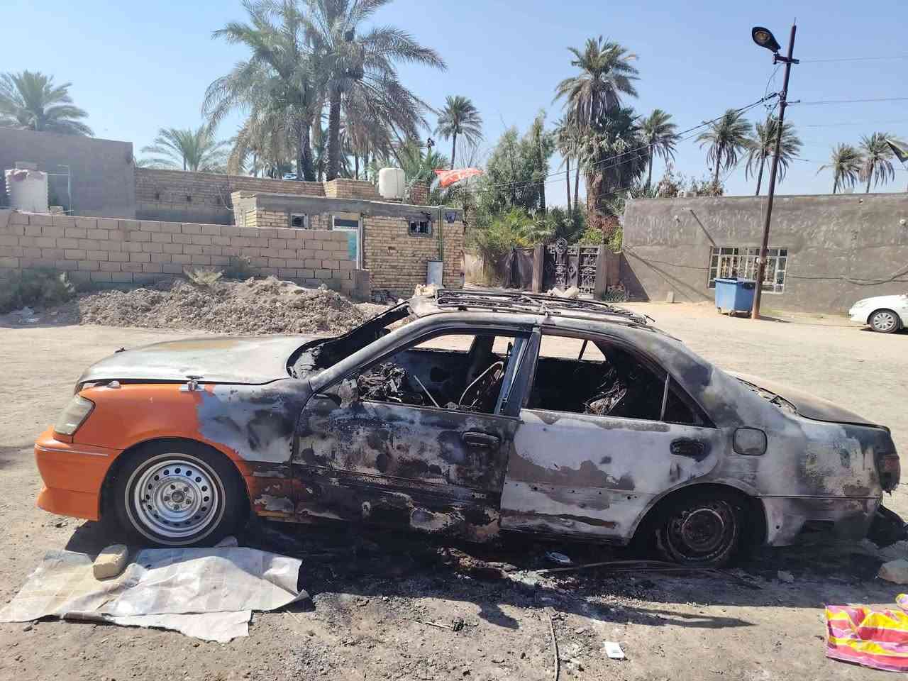 السلام عليكم #الحمدلله_ع_كل_حال
الحلال راحلكم فدوه للبيع سياره شوفت عينك مكينه فيفيتي 3000 جديده وكير وكمبريسر تبريد  سليمات كلشي مابيهن 
سابقا مكفوله سياره بدون كص ونقل وضربه رقم نجف الماني اصوليه السياره بسم شخص معلايه 2005 مافاحص ولادافع كمرك دك حاسبه وين مايعجبك مصفره هيئه دكمتين السياره 
السعر 25 اذا ماعجبك اعبر لمنشور رجائا
***********
