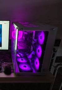 كيس للبيع 3060 ti zotac  R 5 5650g Ram 16 lexar Mb b450 M.2 128 Hhd 1t...