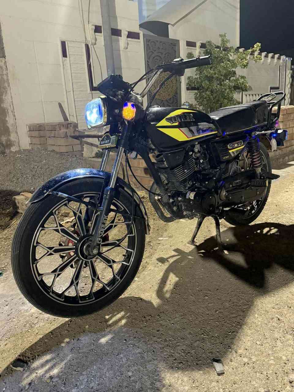 سلام عليكم دراجة لبيع دراجة كفالة عامة من كلشي مكان حي العسكري السعر 675 وبيهة مجال


**إذا كنت صاحب هذا الإعلان وتريد حذفه لأي سبب، رجاءا أرسل رسالة إلى الدعم الفني**