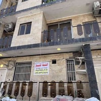 شقة للبيع المساحة 130 م ارضيه عالشارع طابو صرف/كرادة خارج 52 قرب ساحة ...