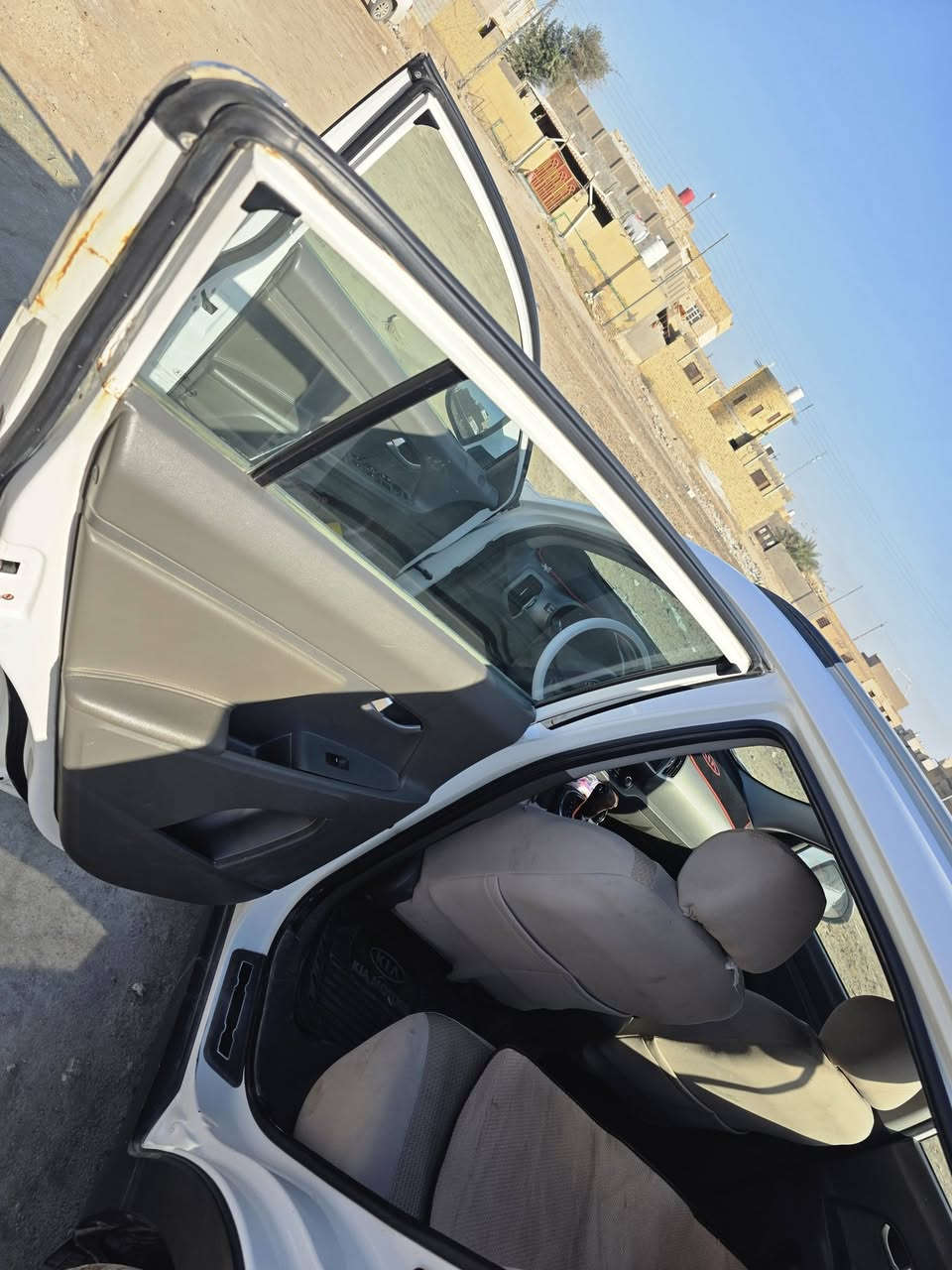 السلام عليكم سياره كيا سبورتج خليجي مكفوله مديل ١١ فول بسمي مشروع وطني
#مكاني #ذي قار  
***********
