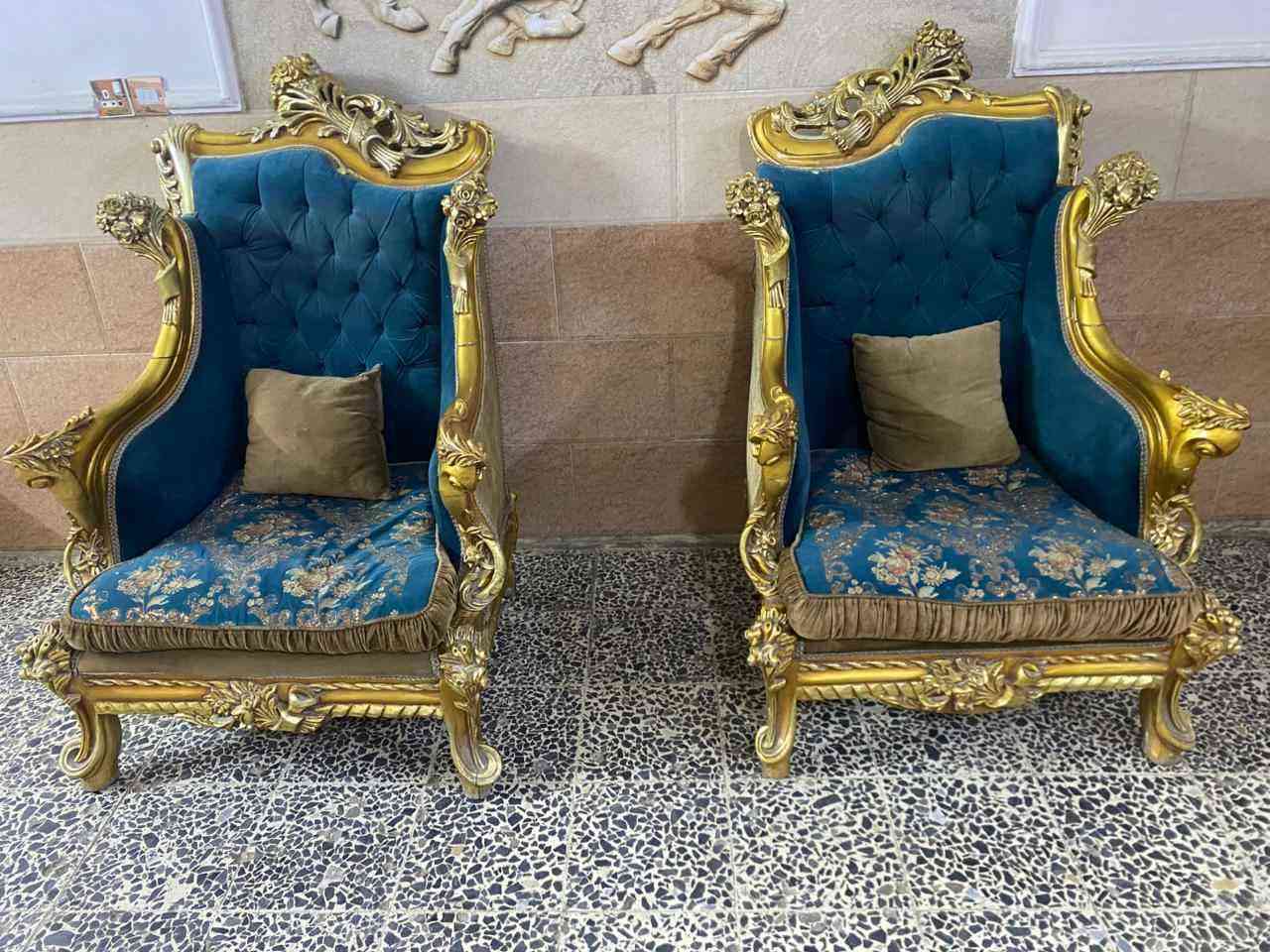 تخم زان مصري دمياطي نقش يدوي صبغ ورق الذهب مكاني البياع حي التراث للاستفسار *********** السعر 700 بي مجال بغداد, العراق

