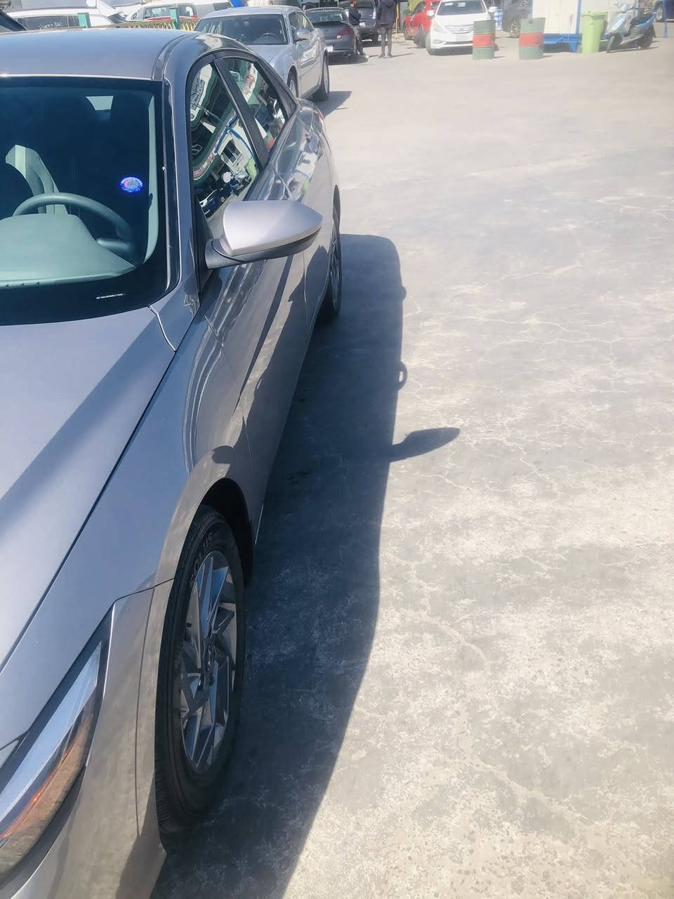 النترا امريكي 24
نص فول سلفري 
بصره بإسمي 
تبديل باب ورا السائق وتعديل جاملق
مكينه كير تبريد كفاله 
بصمه تشغيل عن بعد مع باقي المواصفات المعروفه 
معروضه ب160 وبيها مجال للشراي
تلفون ***********
