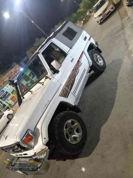 سەرەتا بە ناوی خوای گەورە
فرۆشتنی خێرا لەکلار وەک هەمیشە بە بابەتیکی زۆر ناوازەو تایبەتو دانسقەو شاخاوی هاتەوە خزمەتان 
شوێن کلار*********** نرخی $68
میگزەمین 3f غاز و بەنزینە مۆدیل 2006 دەبڵ ئەکسل بەشەرت لەجیوە ئیش دەکات زۆر مەزبووتەو دینار مەسرووفی نیە 
ئارمی پلاستکی سلێمانی هەیە بەشەرتی ئەوەلیاتو ئەسلێ بۆ هەموو کوردستان ئەیخواتو کیشەی نیە  شانسیشی بەشەرتە 
گێروو مەکینەو ئاکسلو تندوو تۆڵی بەشەرتە شانسی لۆک لۆکە پیشوو پشتی بی لیدراوە قەترە خایسی نیە زۆر تندوو تۆڵا سەیارەکە زۆر بەقوەتە بێ مەسرووقە بەنزین زۆر زۆر کەم دەخوات مەکینەو گێروو ئاسلو دەبڵ ئەکسلی بەشەرتی بیست فیتەر پاتری تازەیە گێچی بەنزینو بریکو لەیتو فڵچەو گەرمیشی مەزبووتە لەیتو چواریو لادانو تازە سەکن لەیتی پشتەوەشم گۆریووە 
شوێن کلار *********** نرخی $68معلە السليمانية
