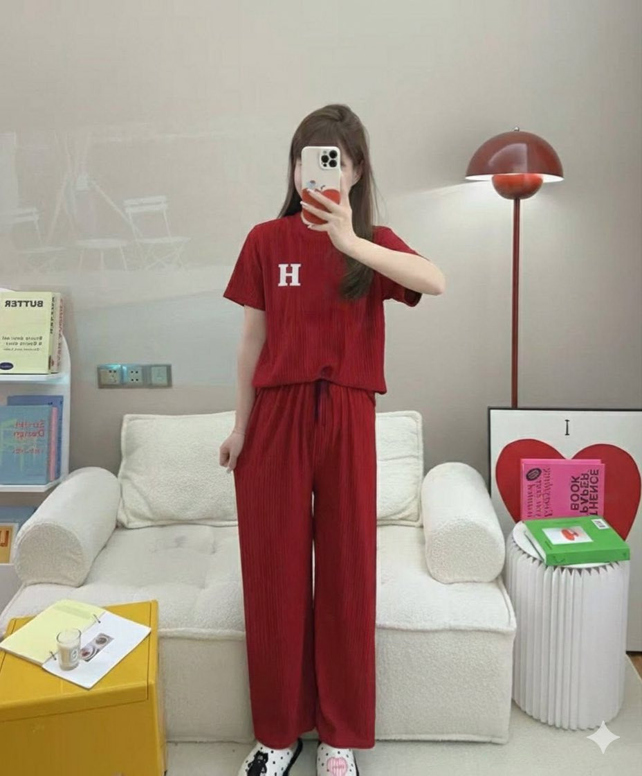 تراك خامة كلينس نسائي
سعر القطعة : 5000
خامة كلينس ثقيلة قياسس فري سايز
12 لون 
 درجة اولى 
يلبس قياسات كبيرة وصغيرة
لحد وزن ٨٥ كيلو 
#غصن 
#النصر/ حي الصدرين- مجاور جنه الاسعار للاطفال @إشارة


**إذا كنت صاحب هذا الإعلان وتريد حذفه لأي سبب، رجاءا أرسل رسالة إلى الدعم الفني**