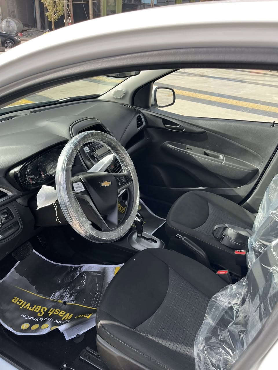 شوفليت سبارك موديل 2020
سياره خليجيه صار بيها بل جاملغ خلفي طرف سكن صبغ  وا باب خلفي طرف سكن بيها تعديل بارد
 ماشيه 45الف mi قابل ل زياده
سعرها 110 وبيها مجال  
ماكنها كركوك 
رقم موبايل ***********
