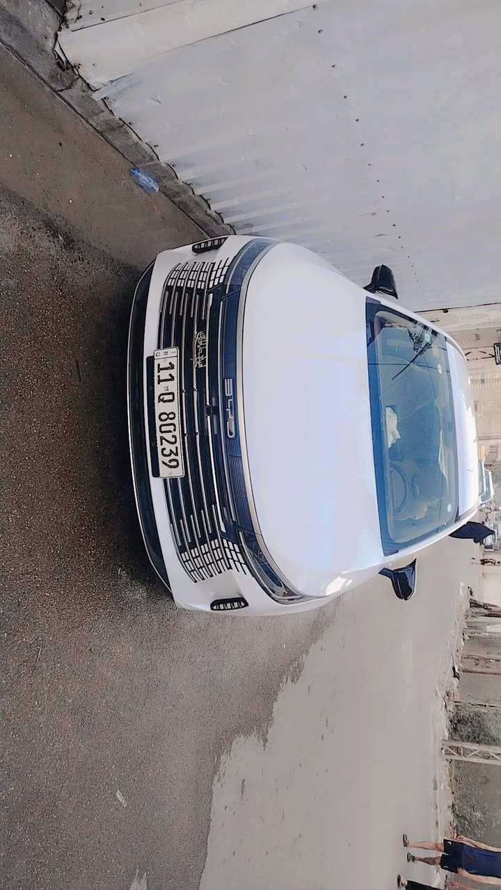 ماشية 2800 الف وقابل للزيادة
بصمة تشغيل عن بعد
شاشة كبيرة دوارة
حساس خلفي
لايت زنون
3 انضمة قيادة
هاند برك كهرباء
بك لايت لد
كير ماوس
درايڤ مود
شباك، لد، 
بلوجكتر لكزز
اشاير لكزز
بيها إكسسوارات
سيارة كلش حلوه ونظيفة وبل حقيقه أحلى 
سيارة، ب اسمي تحويل ثاني يوم
رقم ***********
سعر سيارة ٢١مليون بيها مجال
ملاحظة سيارة أخت زيرو شخط ما بيها
